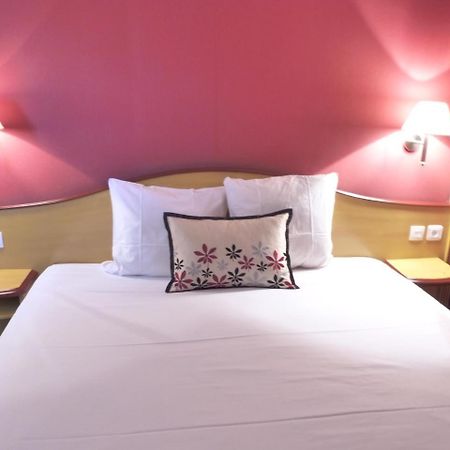 Cit'Hotel Aurore Bourges Nord - Saint Doulchard Bagian luar foto