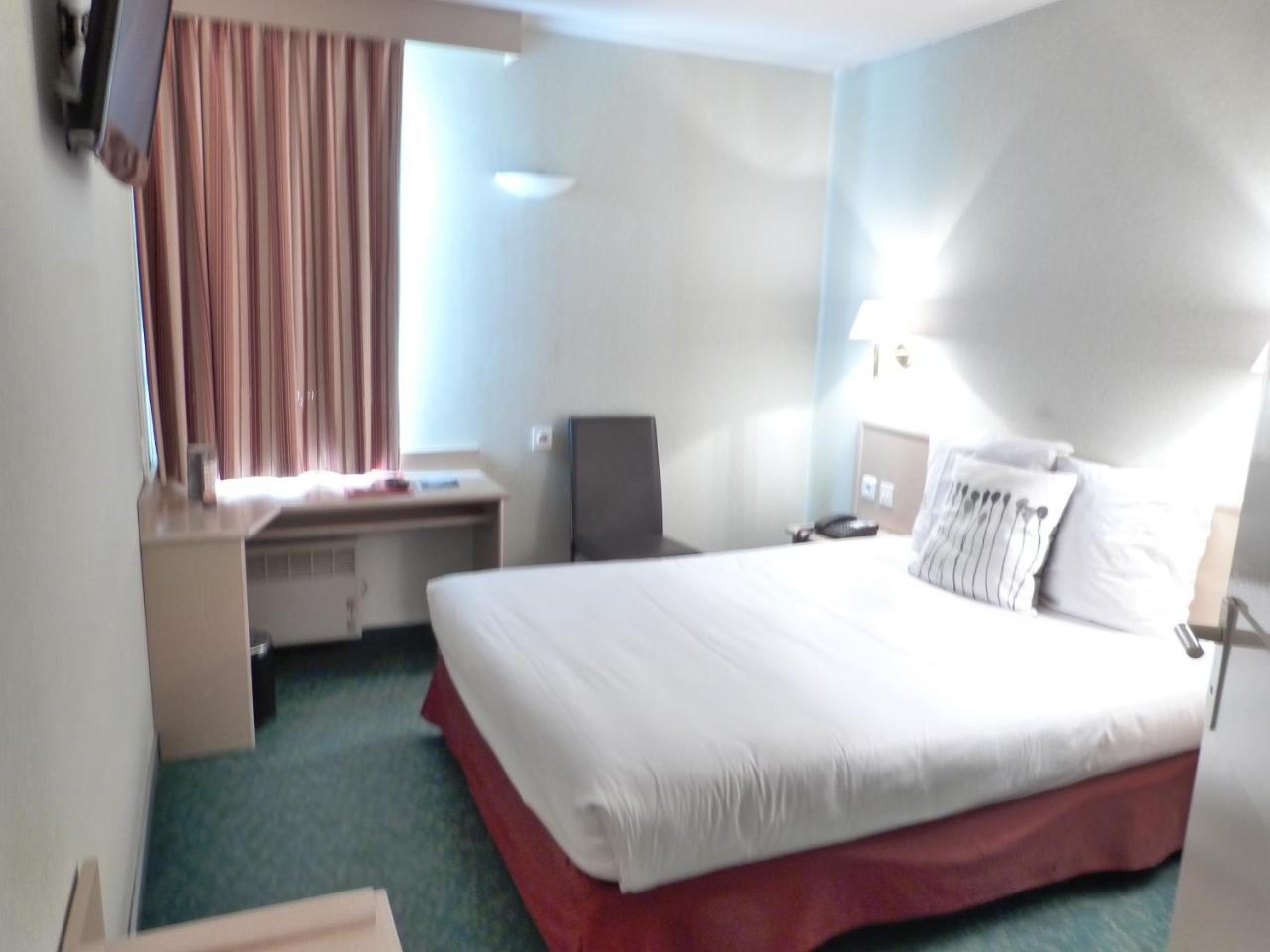 Cit'Hotel Aurore Bourges Nord - Saint Doulchard Bagian luar foto