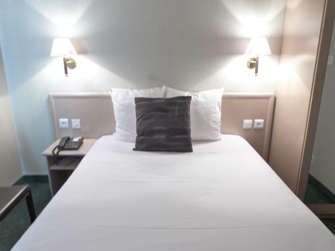 Cit'Hotel Aurore Bourges Nord - Saint Doulchard Bagian luar foto